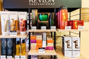 manucure maquillage