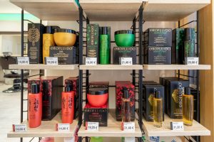 manucure maquillage